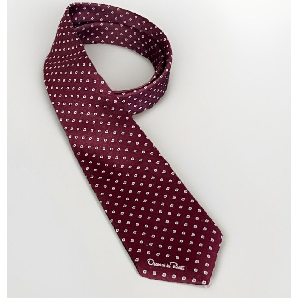 Oscar De La Renta Signature Silk Necktie Burgundy Diamond Dots Men’s Tie 3.25”